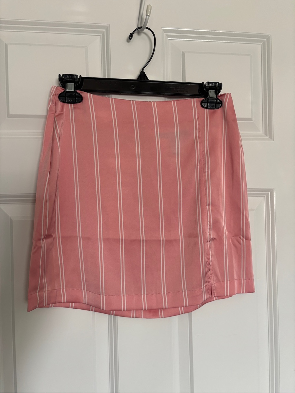 Forever 21 Pink & White Striped Mini Skirt